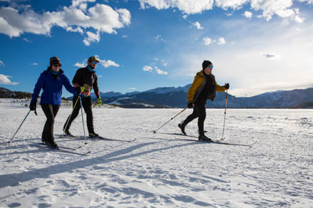 12.23.21-lake-dillon-snow-track-highrez-
