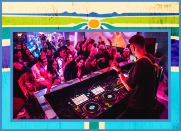 Live performance of Mountain Music Mondays with DJ Chiilla entertaining the audience